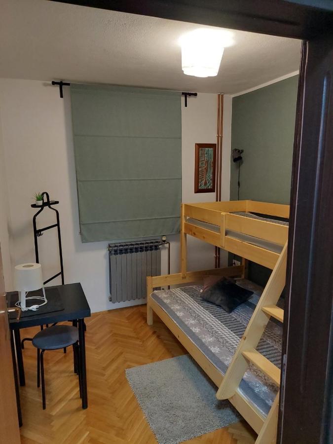 Апартаменты Apartman Hana Дрежник Град Экстерьер фото